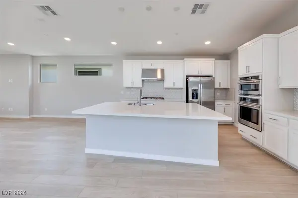 10086 Evergreen Pine St Street, Las Vegas, NV 89166