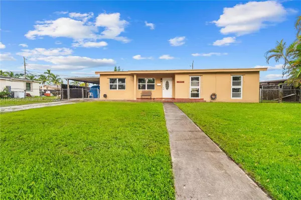 4835 SW 112th Ave, Miami, FL 33165