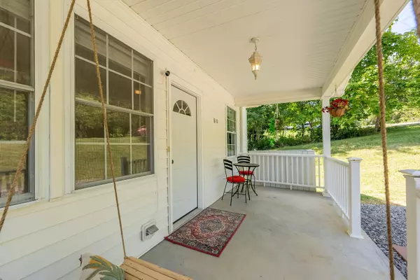 810 ELLETT RD, Blacksburg, VA 24060