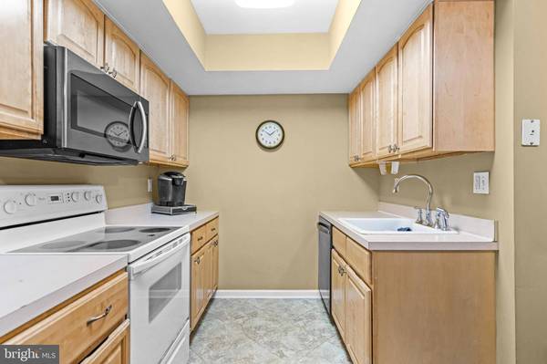 115 E KINGS HWY #145, Maple Shade, NJ 08052