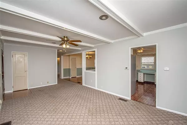 50 W Oak Street, West Alexandria, OH 45381