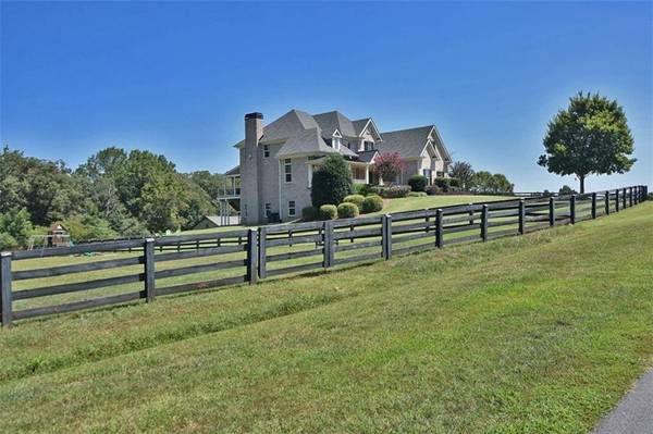 5215 Bourbons CT, Cumming, GA 30041