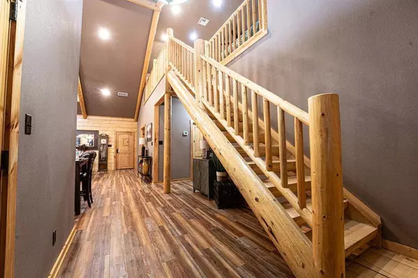 333 Dogwood Trail, Holly Lake Ranch, TX 75765