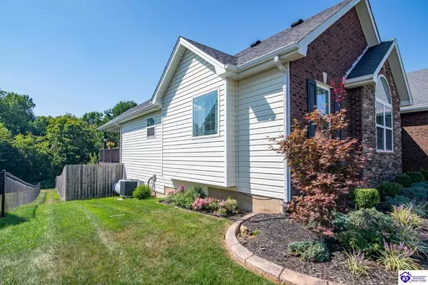 114 Piedmont Drive East, Vine Grove, KY 40175