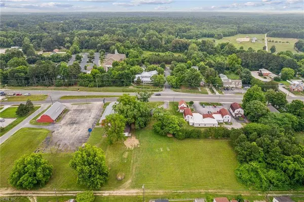 7449 Richmond RD, Williamsburg, VA 23188