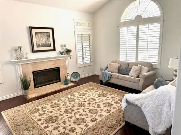 7038 Rockspring LN, Highland, CA 92346