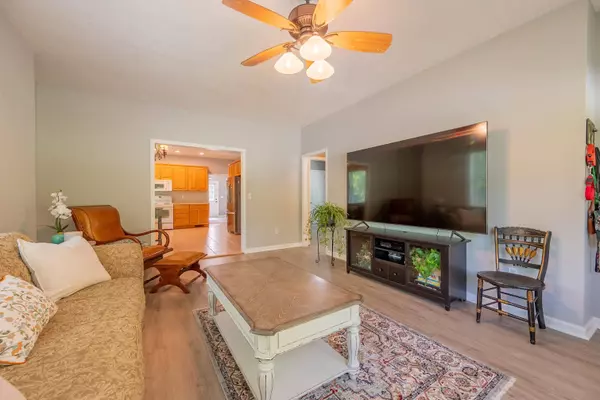 810 ELLETT RD, Blacksburg, VA 24060