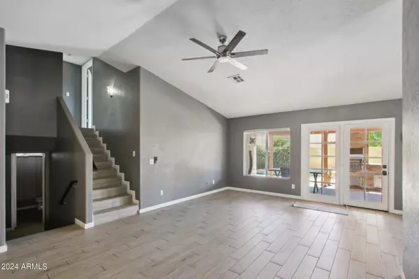 3231 W FRANKFURT Drive, Chandler, AZ 85226