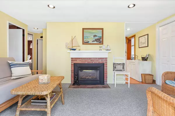 16 Ferncliff Road, Dennis Port, MA 02639