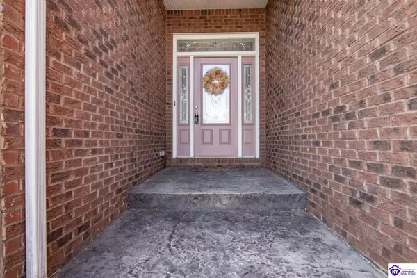 114 Piedmont Drive East, Vine Grove, KY 40175