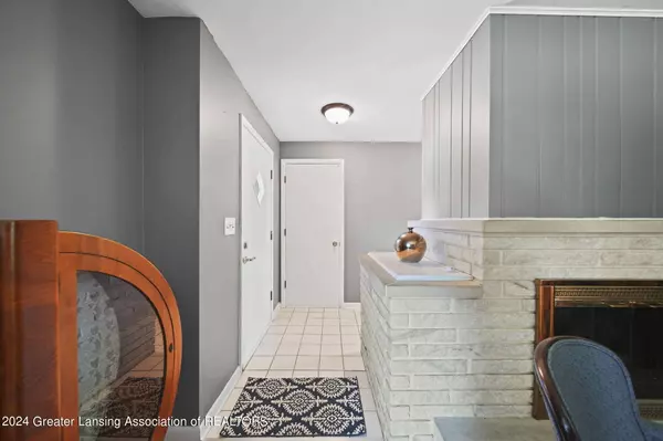 1137 Halstead Boulevard, Jackson, MI 49203, Jackson, MI 49203