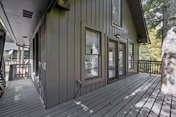 1099 Deer Wood Trl, Pegram, TN 37143