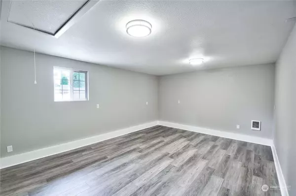 1108 Rockcress Dr SE, Olympia, WA 98513