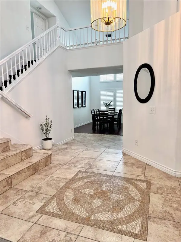 7038 Rockspring LN, Highland, CA 92346