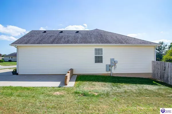 114 Piedmont Drive East, Vine Grove, KY 40175