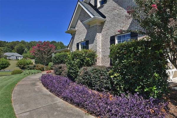 5215 Bourbons CT, Cumming, GA 30041