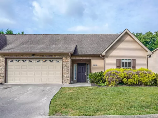 6312 Macklin Bend Way, Powell, TN 37849