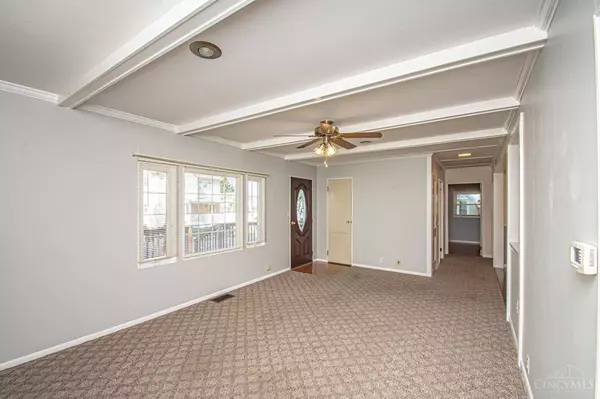 50 W Oak St, West Alexandria, OH 45381