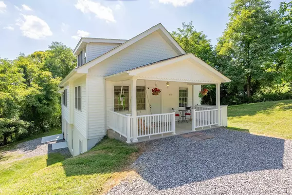 810 ELLETT RD, Blacksburg, VA 24060