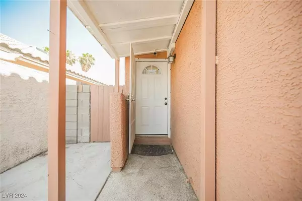 3696 Steinbeck Drive, Las Vegas, NV 89115