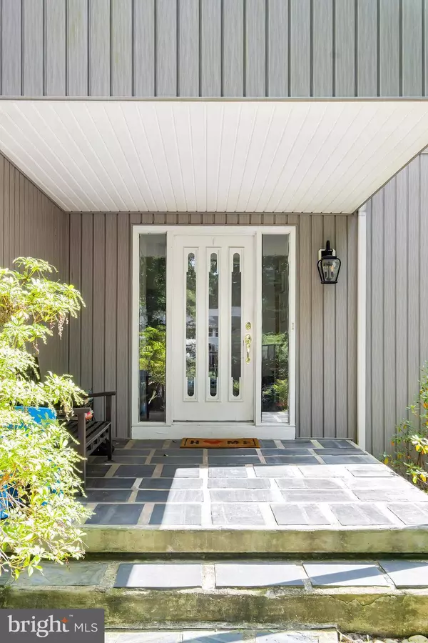 5 HEATHERWOOD CT, Medford, NJ 08055