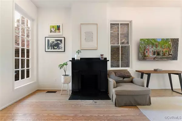 2417 E Grace ST, Richmond, VA 23223