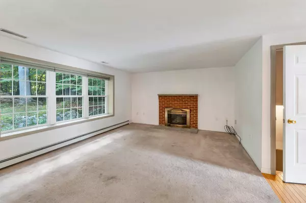 56 Ashley DR, Laconia, NH 03246