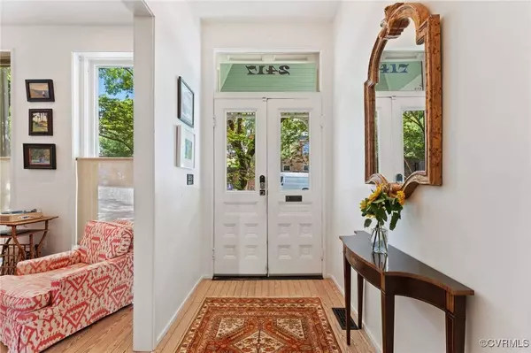 2417 E Grace ST, Richmond, VA 23223