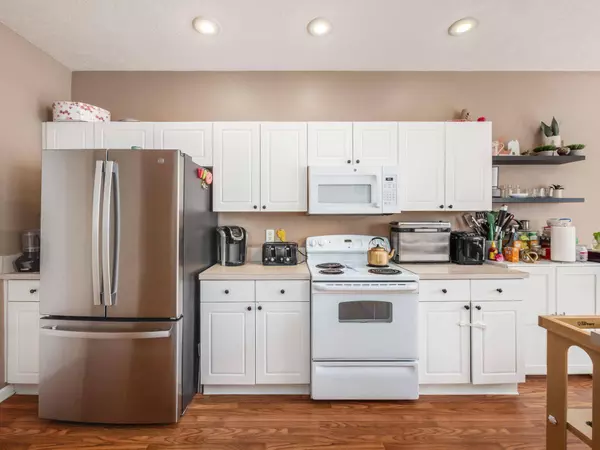 722 Mystic Pointe Drive, Lewis Center, OH 43035