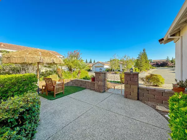 2280 Stepping Stone LN, Lincoln, CA 95648