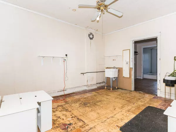 1818 W 46th Street, Chicago, IL 60609