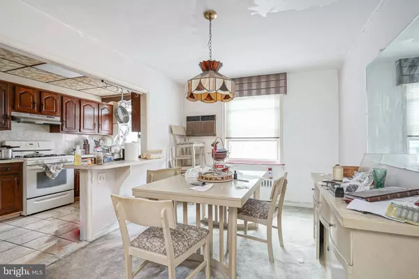 1332 STIRLING ST, Philadelphia, PA 19111