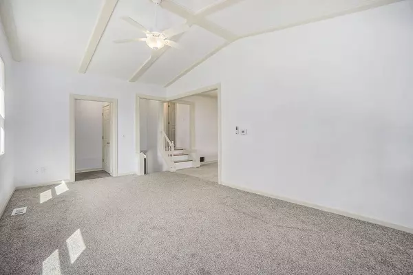 1426 Shakespeare Avenue, Kalamazoo, MI 49001