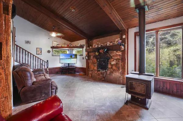 1630 Niles LN, Balsam Lake, WI 54824