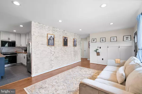 807 BENTWILLOW DR, Glen Burnie, MD 21061