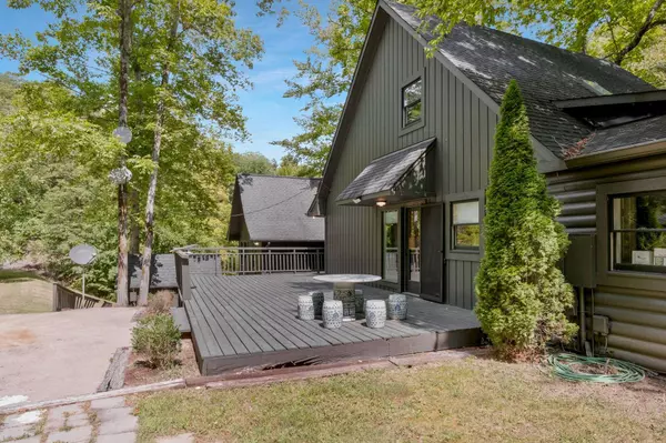 1099 Deer Wood Trl, Pegram, TN 37143