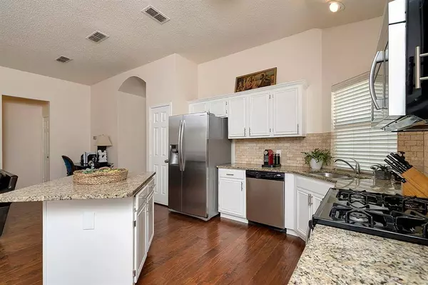 1708 Corvallis Trail, Arlington, TX 76006