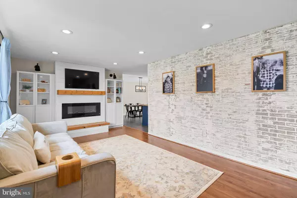 807 BENTWILLOW DR, Glen Burnie, MD 21061