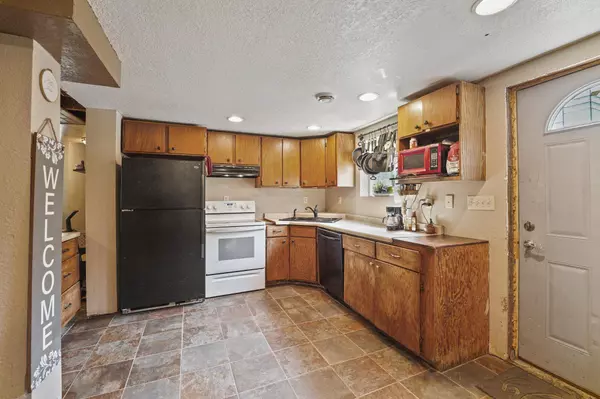 1630 Niles LN, Balsam Lake, WI 54824