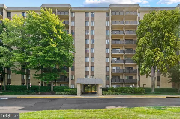 3100 S MANCHESTER ST #342, Falls Church, VA 22044