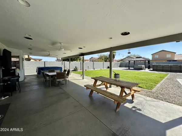 12513 W ROSEWOOD Drive, El Mirage, AZ 85335