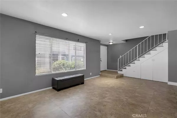 1926 Lucas ST #1, San Fernando, CA 91340