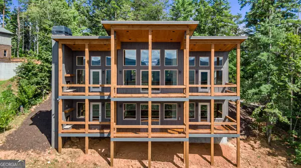 95 Oasis DR, Blue Ridge, GA 30513