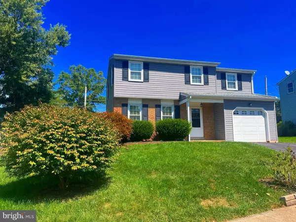 567 PIONEER CIR, Harleysville, PA 19438