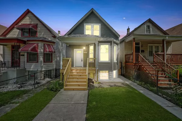 7039 S Throop ST, Chicago, IL 60636