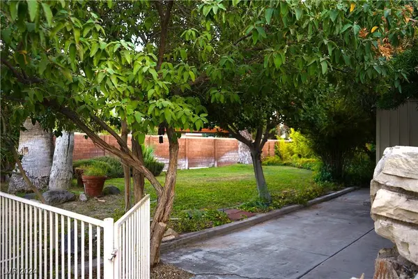 745 Rancho Circle, Las Vegas, NV 89107