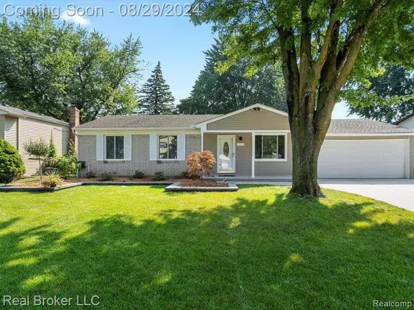 38540 HAMON Street, Harrison Township, MI 48045