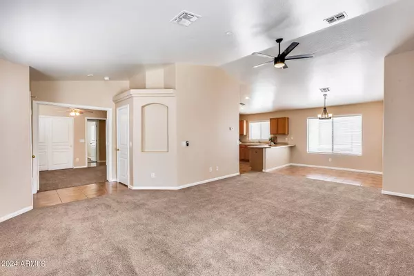 11474 W AUSTIN THOMAS Drive, Surprise, AZ 85378