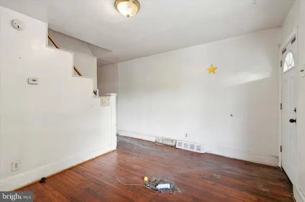 463 E PENN ST, Philadelphia, PA 19144