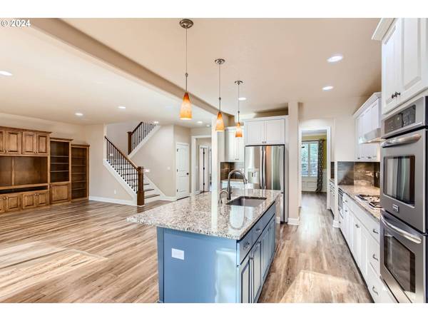5180 NW 140TH AVE, Portland, OR 97229